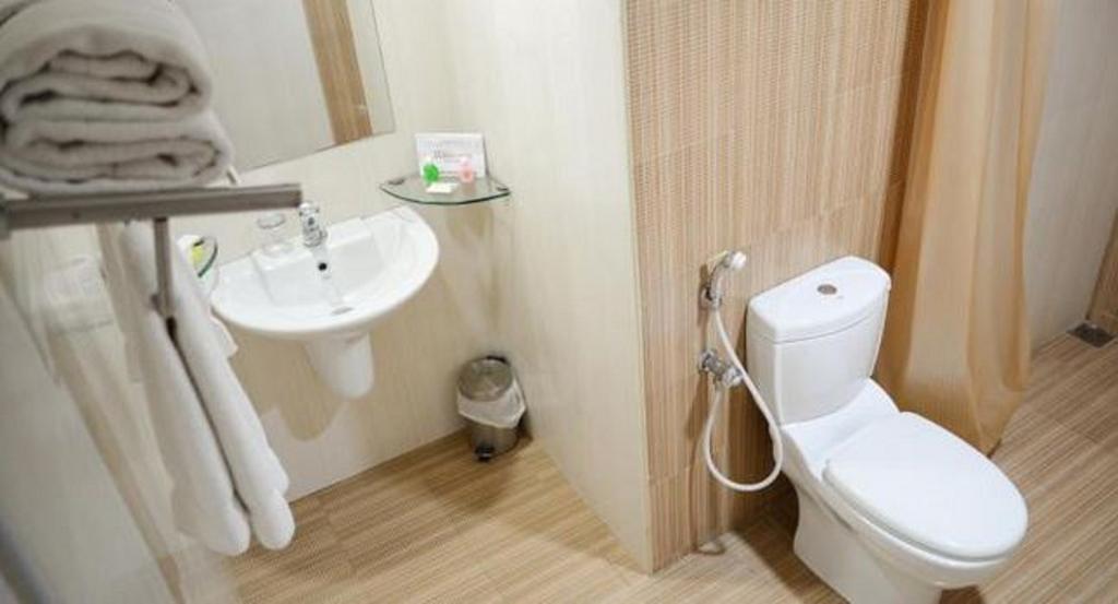 Kochi Hotel Hill View חדר תמונה