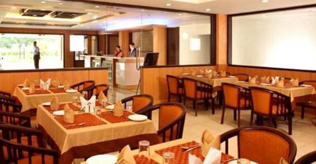 Kochi Hotel Hill View מראה חיצוני תמונה