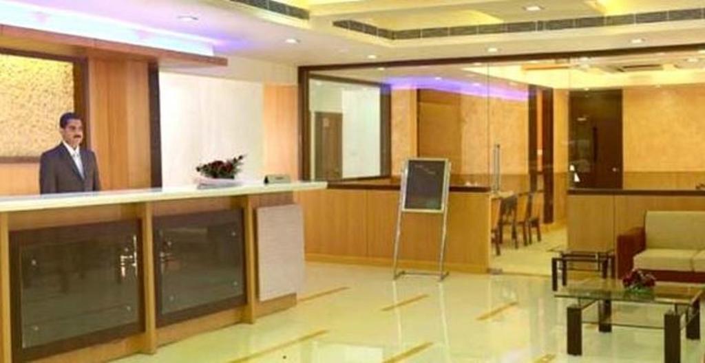 Kochi Hotel Hill View מראה חיצוני תמונה