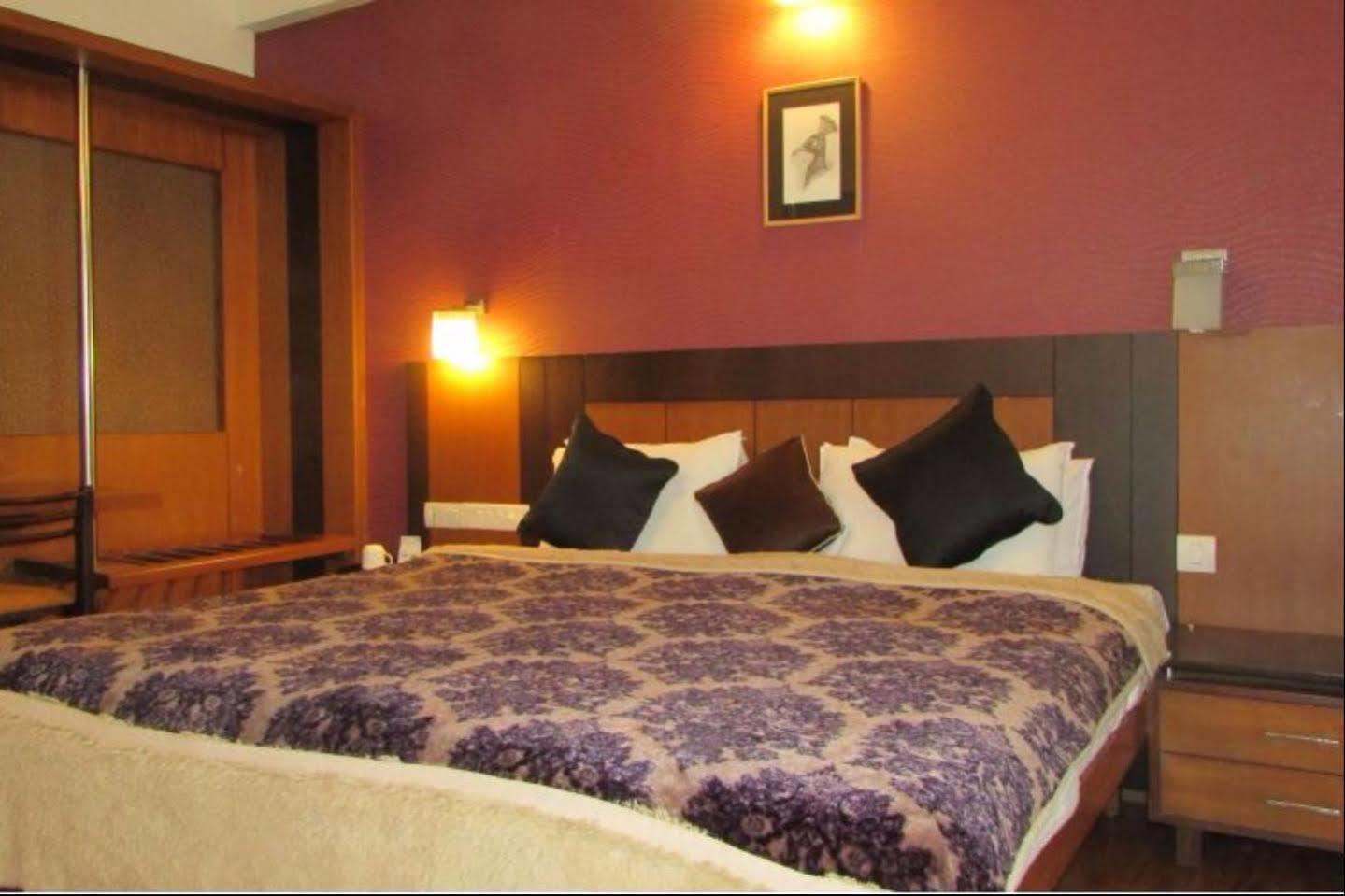 Kochi Hotel Hill View מראה חיצוני תמונה
