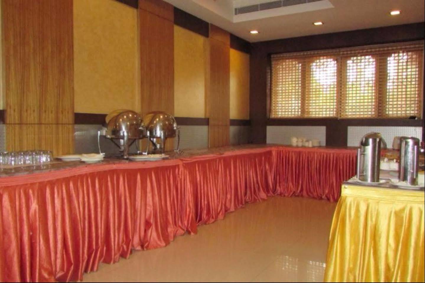 Kochi Hotel Hill View מראה חיצוני תמונה