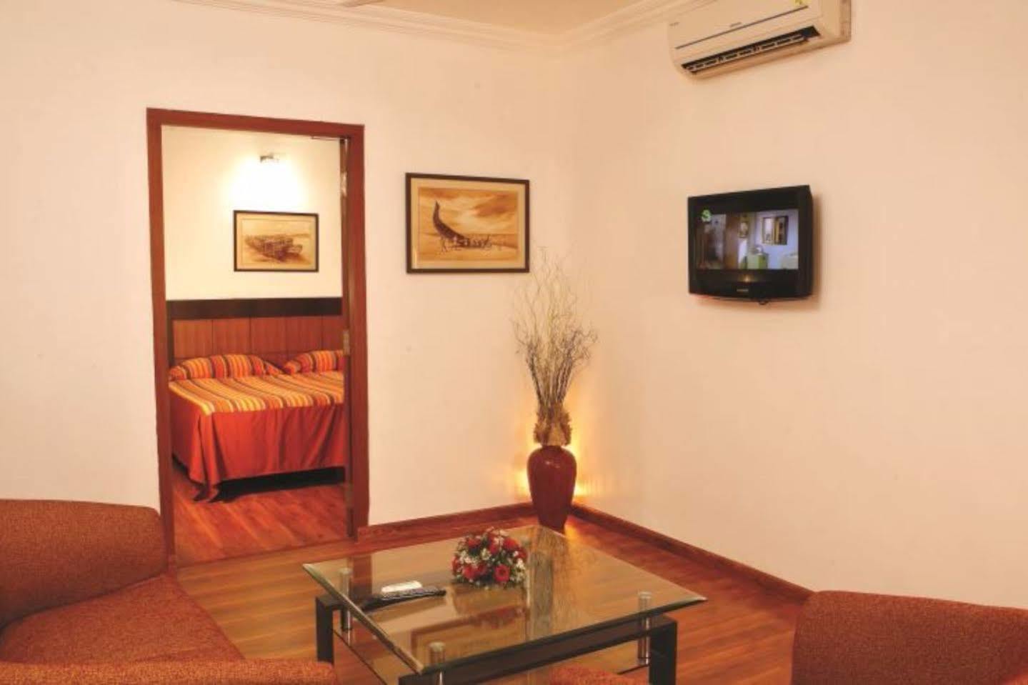 Kochi Hotel Hill View מראה חיצוני תמונה